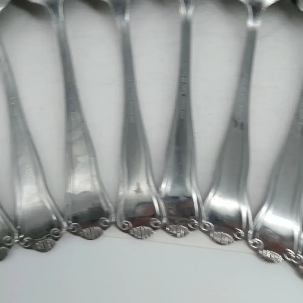 10X Tbsp TOWLE Supreme STUART SHELL Stainless Table Spoons